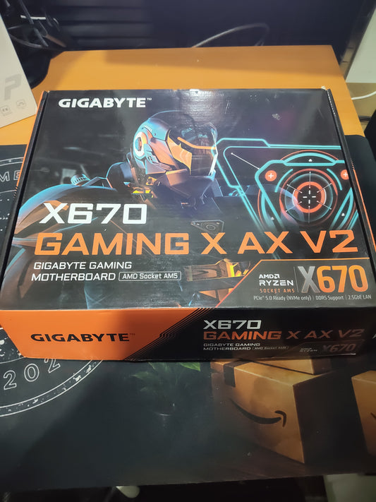 Дънна платка GIGABYTE X670 GAMING X AX V2